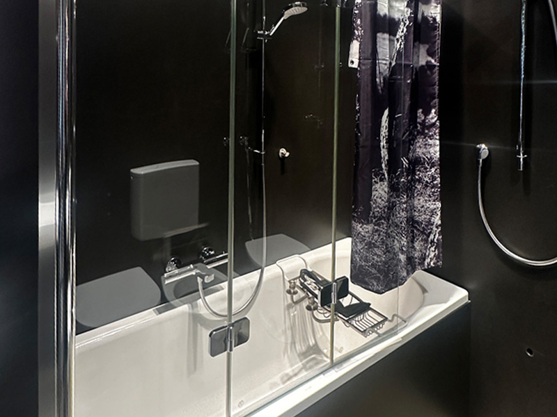 Sale Bilder 0005 20250927 152430643 2 IOS